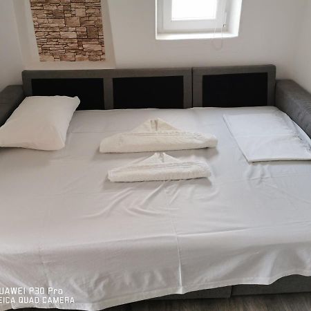 View Rooms Piso Livadi Exterior photo