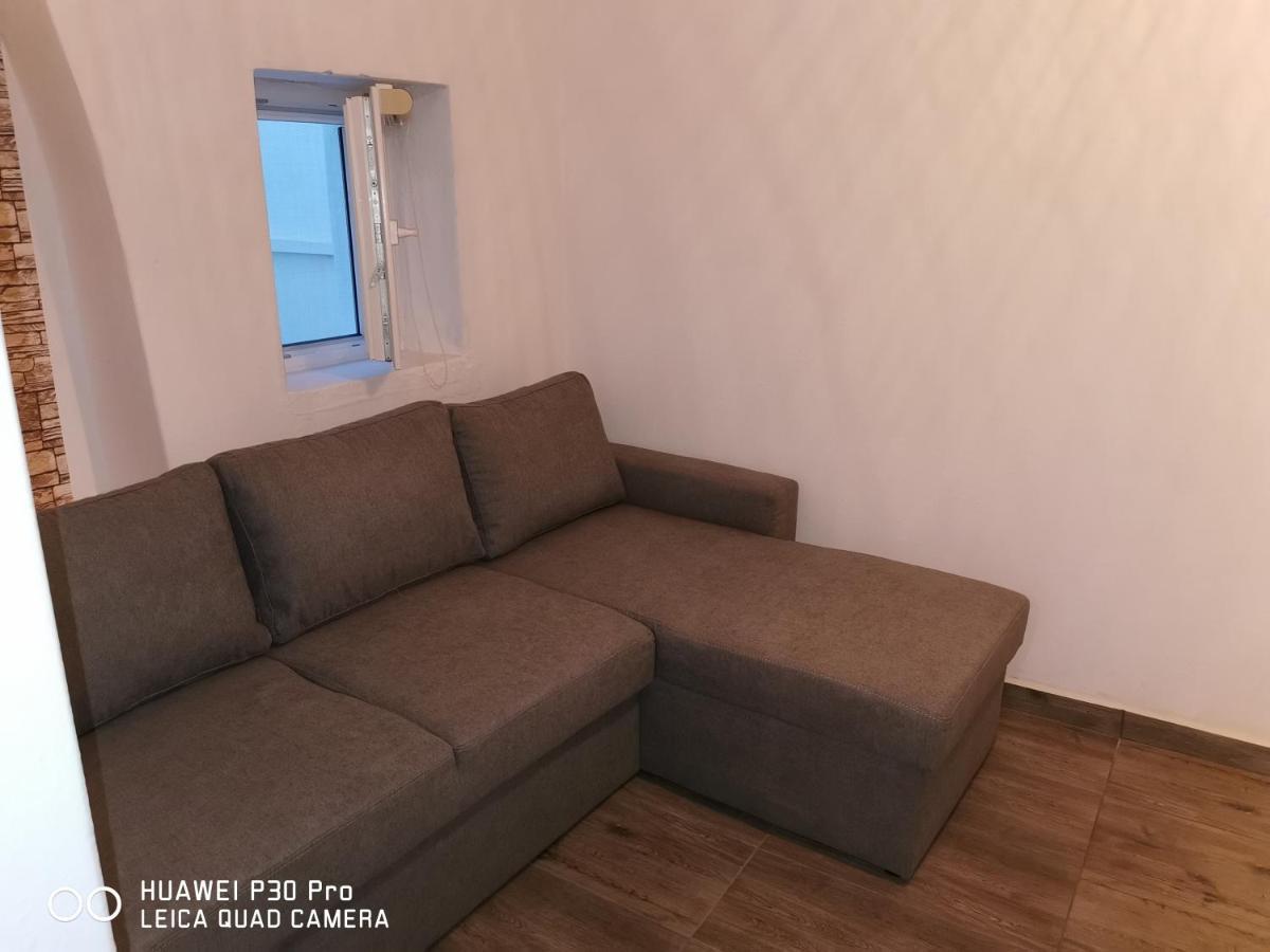 View Rooms Piso Livadi Exterior photo