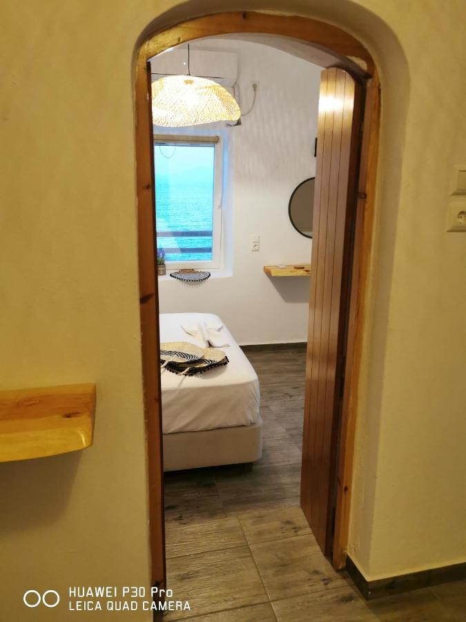 View Rooms Piso Livadi Exterior photo